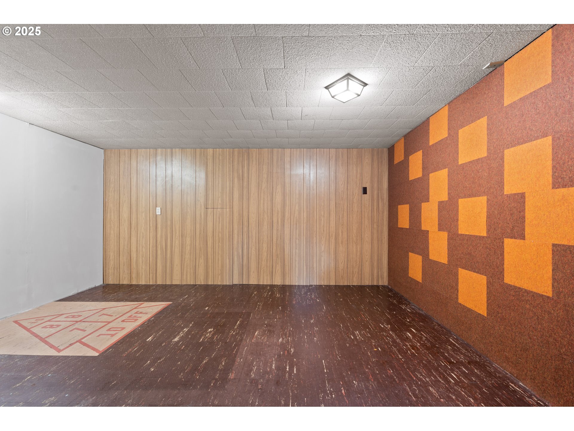 12342 Northeast Knott Street Portland, OR 97230 - Photo 28 of 40 a view of an empty room with a window