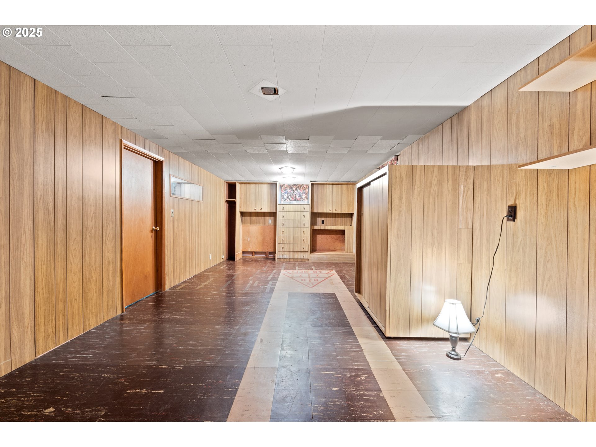 12342 Northeast Knott Street Portland, OR 97230 - Photo 31 of 40 a view of empty room with wooden floor