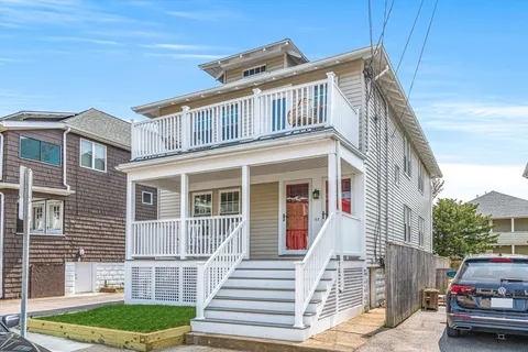 $725,000 | 44-46 Woods Avenue, Unit 44, Somerville, MA 02144