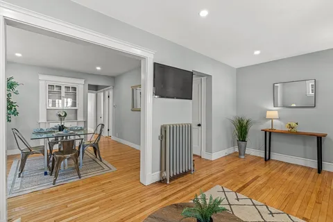 $725,000 | 44-46 Woods Avenue, Unit 44, Somerville, MA 02144