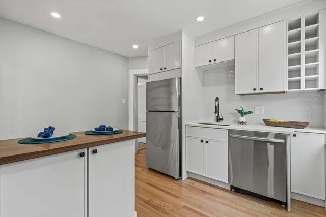 $725,000 | 44-46 Woods Avenue, Unit 44, Somerville, MA 02144