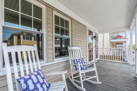 $725,000 | 44-46 Woods Avenue, Unit 44, Somerville, MA 02144