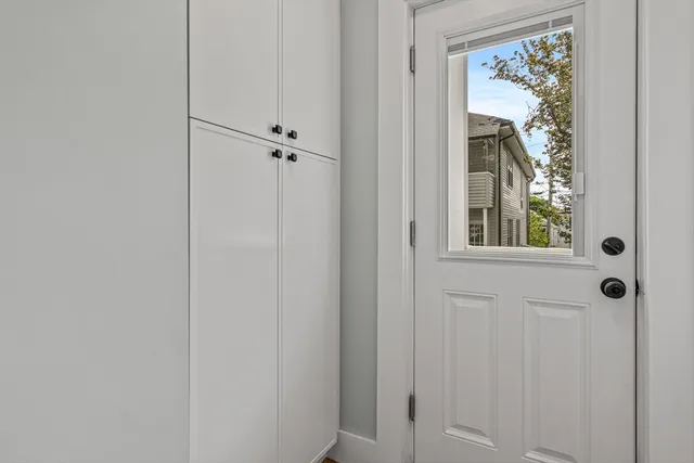 $725,000 | 44-46 Woods Avenue, Unit 44, Somerville, MA 02144