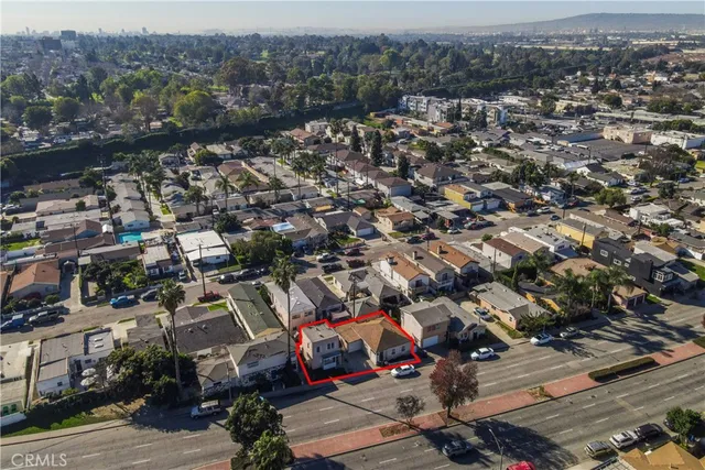 $875,000 | 242 East Del Amo Boulevard, Long Beach, CA 90805