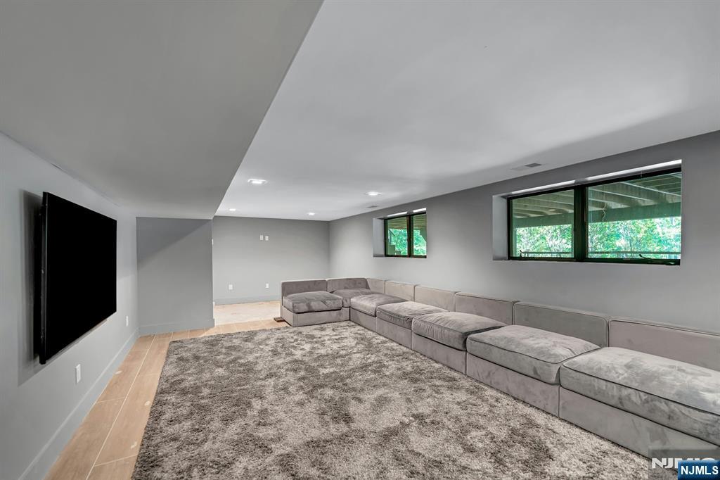 176 Edson Terrace Franklin Lakes, NJ 07417 - Photo 38 of 48