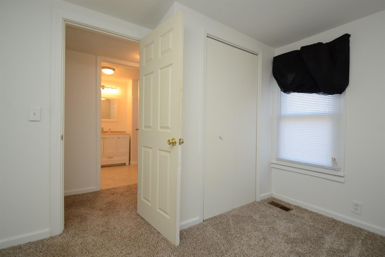 3196 Springbrook Street Ann Arbor, MI 48108 - Photo 18 of 23 Photo 18
