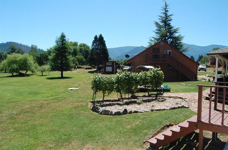 5290 Fish Hatchery Road Grants Pass, OR 97527 - Photo 24 of 35 Additional Photo