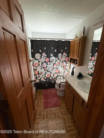 $450,000 | 344 South Shanley Avenue, Pinedale, WY 82941