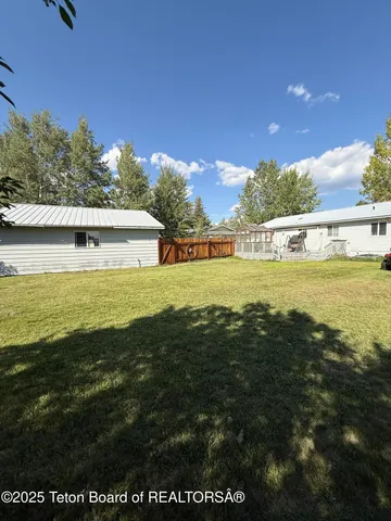 $450,000 | 344 South Shanley Avenue, Pinedale, WY 82941