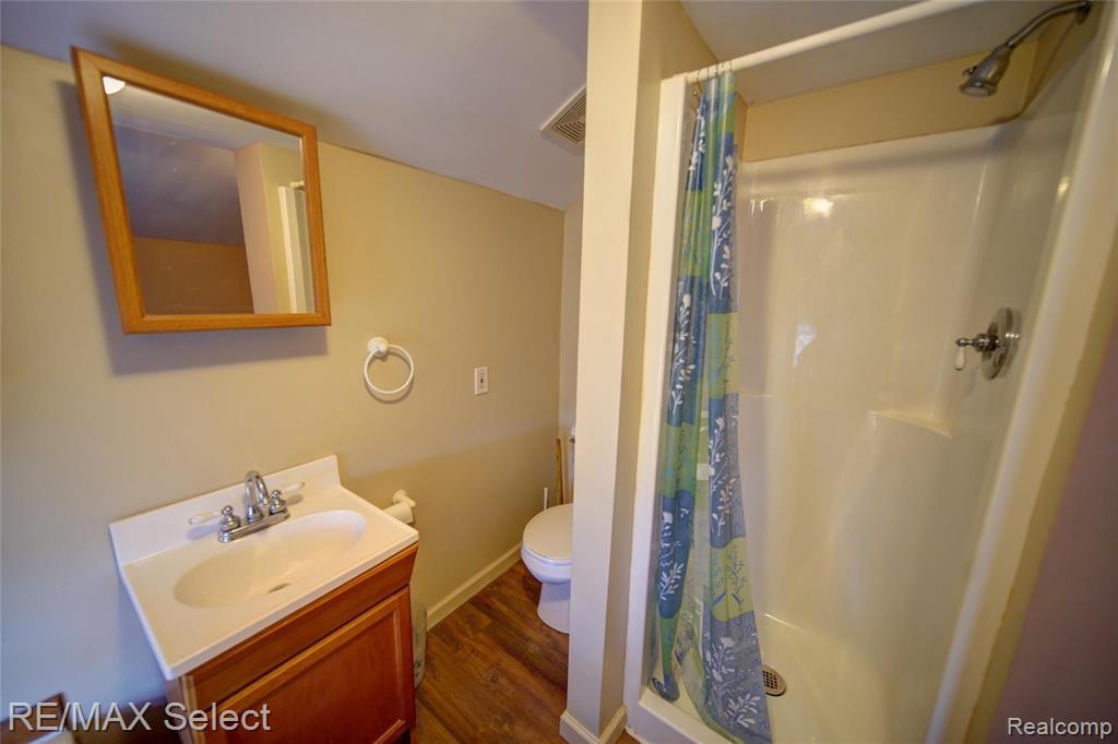 4045 East Carpenter Road Flint, MI 48506 - Photo 36 of 50