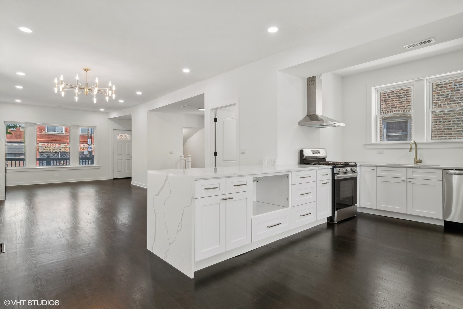 1315 North Pulaski Road Chicago, IL 60651 - Photo 8 of 35 Gallery Image 8