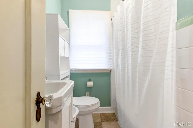 $200,000 | 421 West College Street, Aurora, MO 65605