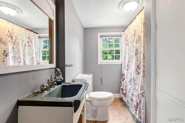 $200,000 | 421 West College Street, Aurora, MO 65605