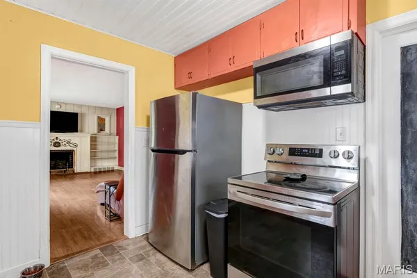$195,000 | 421 West College Street, Aurora, MO 65605