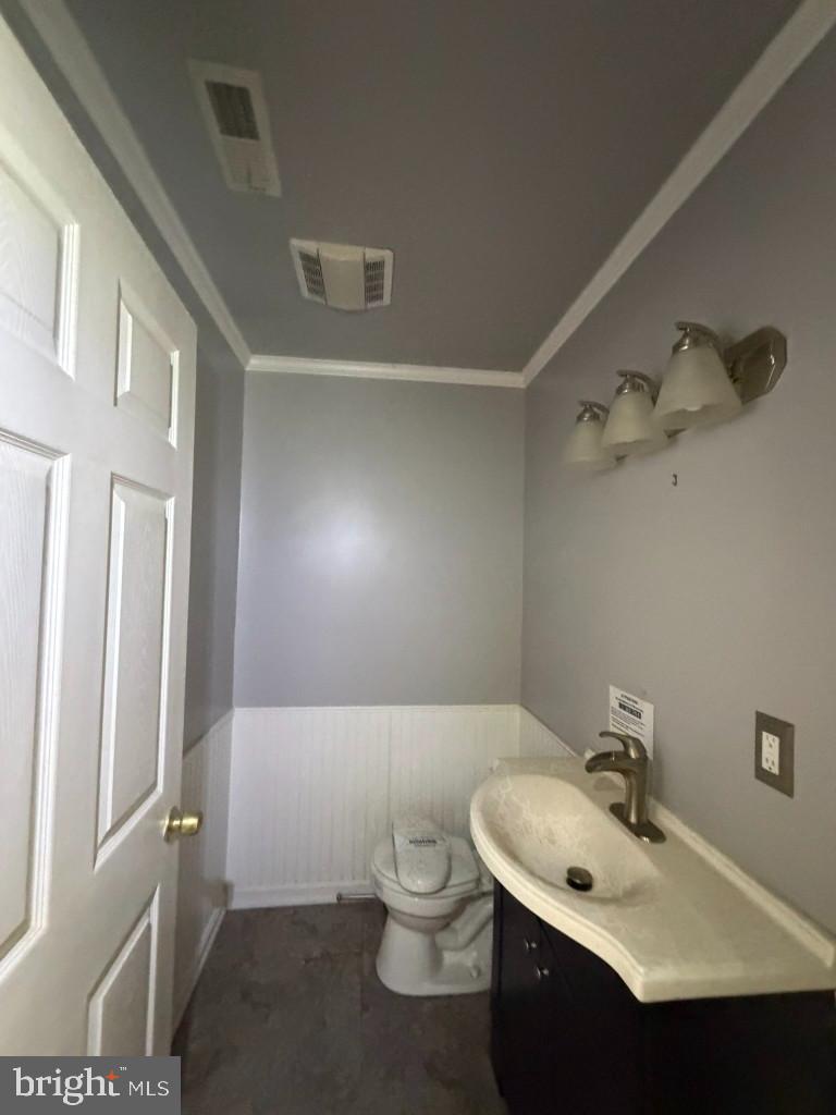 1314 Cherry Garden Road Baltimore, MD 21221 - Photo 13 of 31 Gallery Image 13