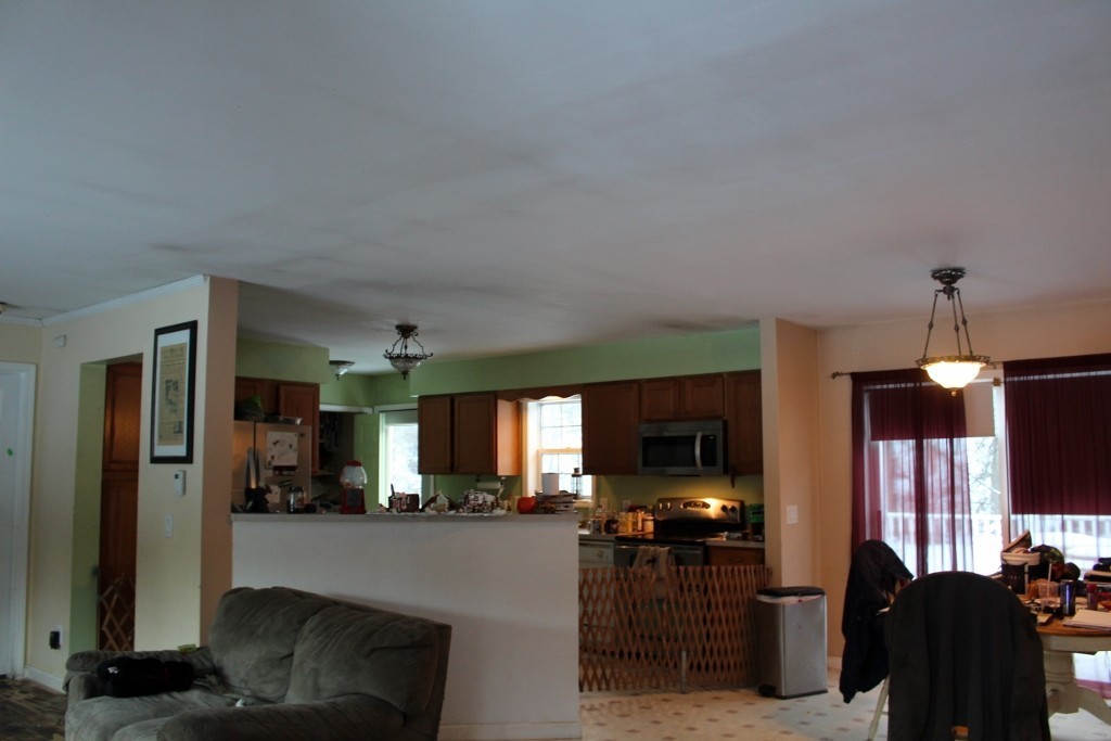 373 Plain Road Greenfield, MA 01301 - Photo 3 of 8