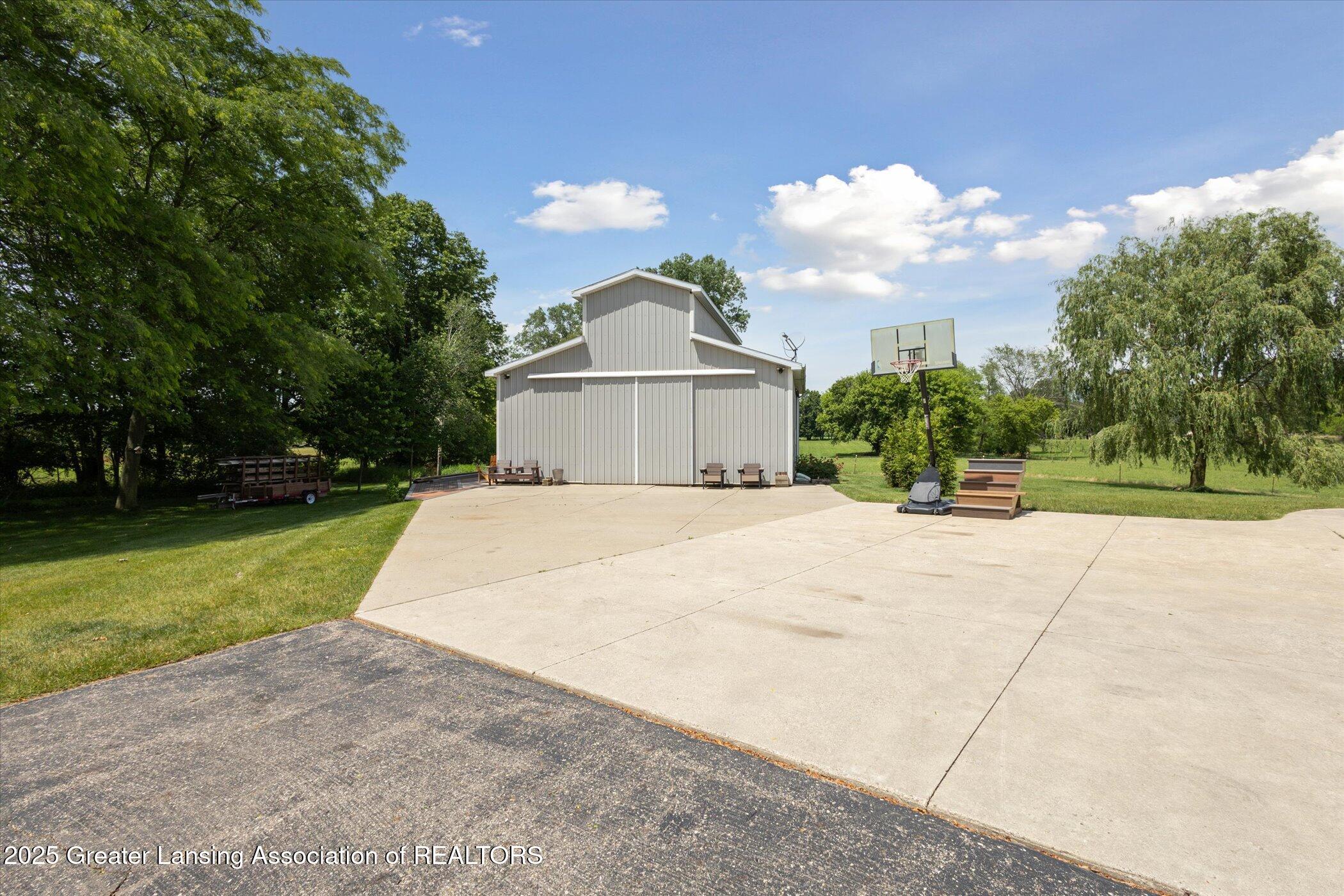 5056 Bunker Road Mason, MI 48854 - Photo 56 of 73 59-5056-Bunker-Rd-Mason-MI-48854-WindowS