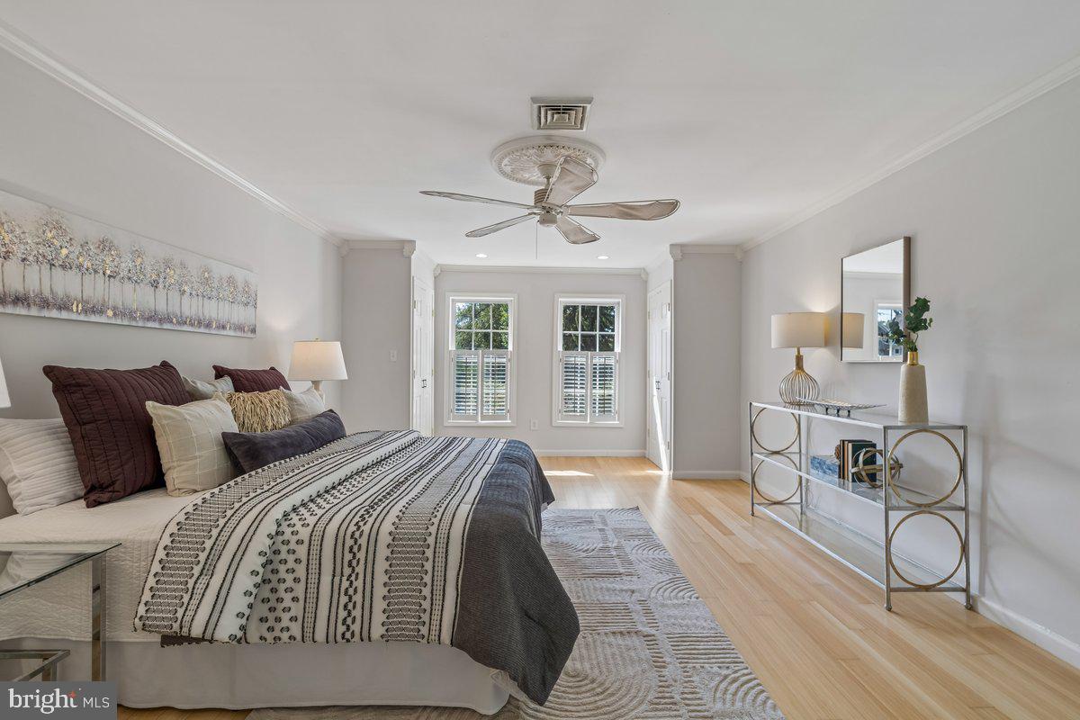 11201 Midvale Road Kensington, MD 20895 - Photo 21 of 44 Primary bedroom.