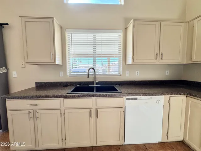 $2,095 | 1851 East Countrywalk Lane, Chandler, AZ 85225