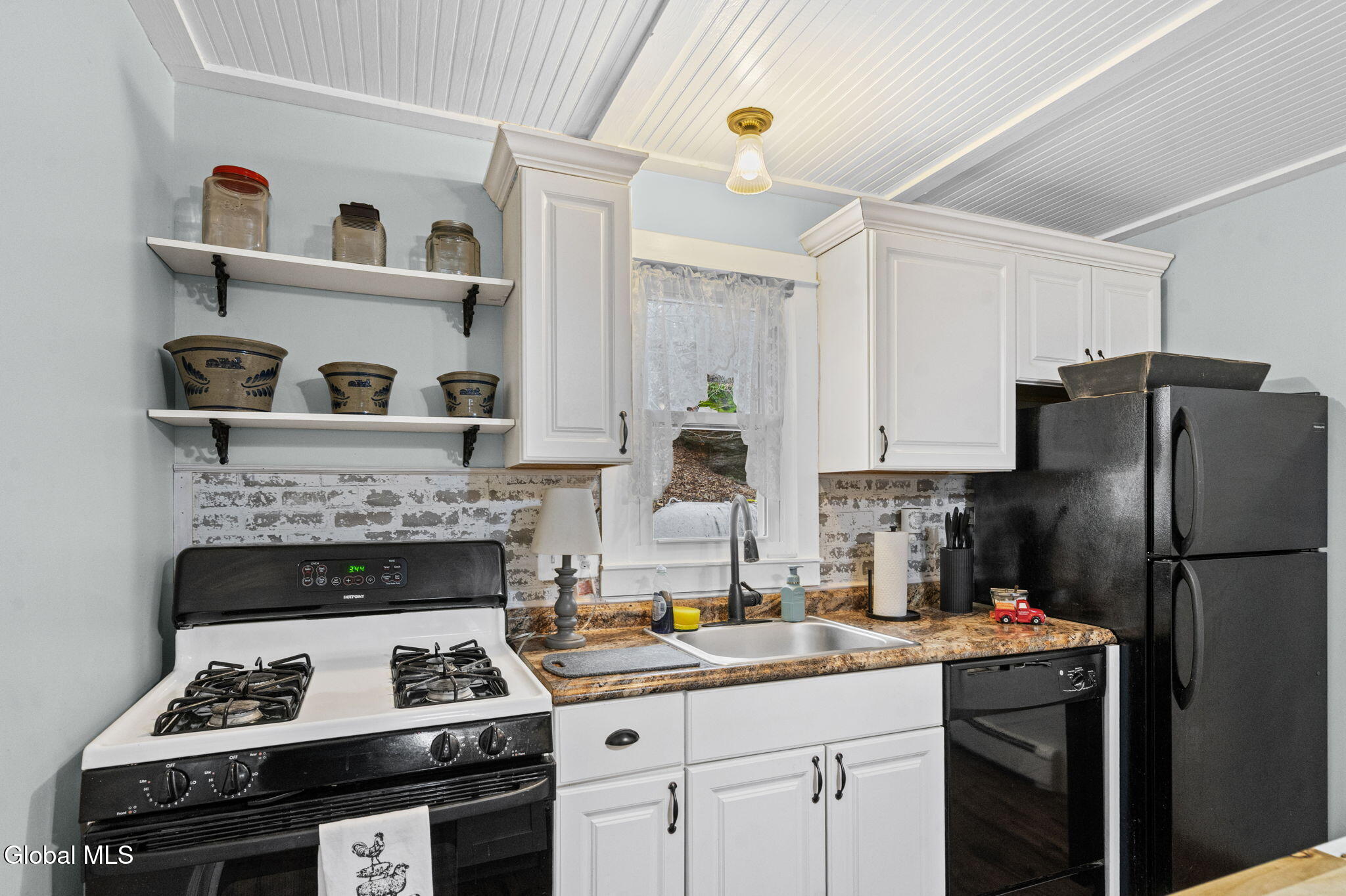 44 Cairo Junction Road Catskill, NY 12414 - Photo 11 of 23 25-web-or-mls-44-cairo-junction-rd