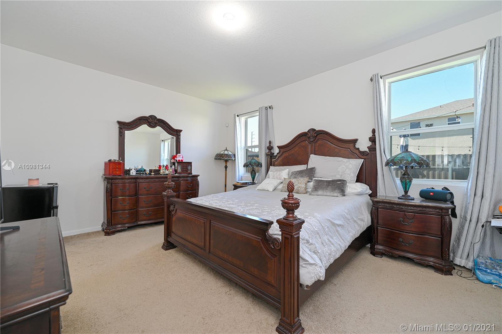 27924 Southwest 133rd Path Homestead, FL 33032 - Photo 16 of 28 Gallery Image 16
