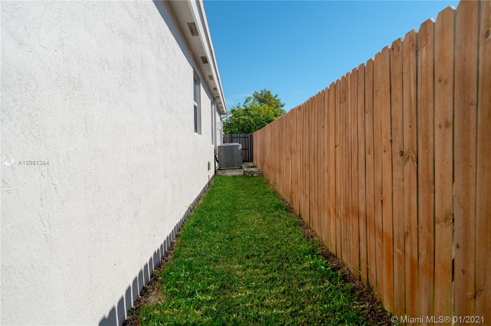 27924 Southwest 133rd Path Homestead, FL 33032 - Photo 24 of 28 Gallery Image 24