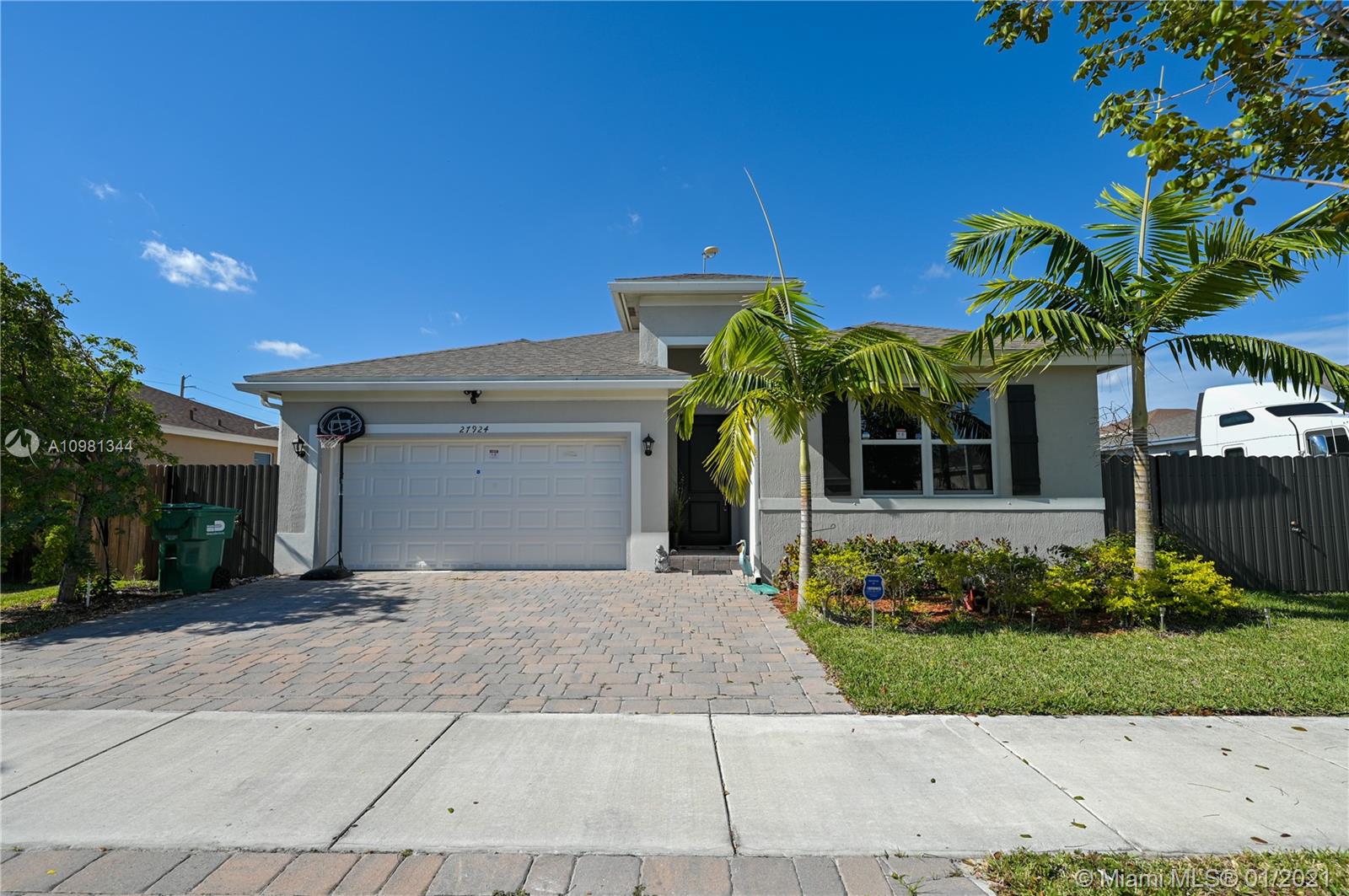 27924 Southwest 133rd Path Homestead, FL 33032 - Photo 25 of 28 Gallery Image 25