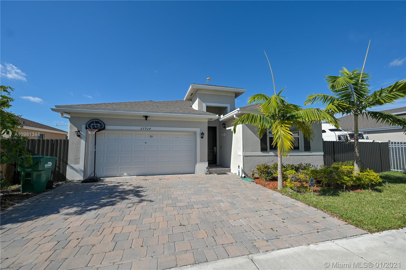27924 Southwest 133rd Path Homestead, FL 33032 - Photo 27 of 28 Gallery Image 27