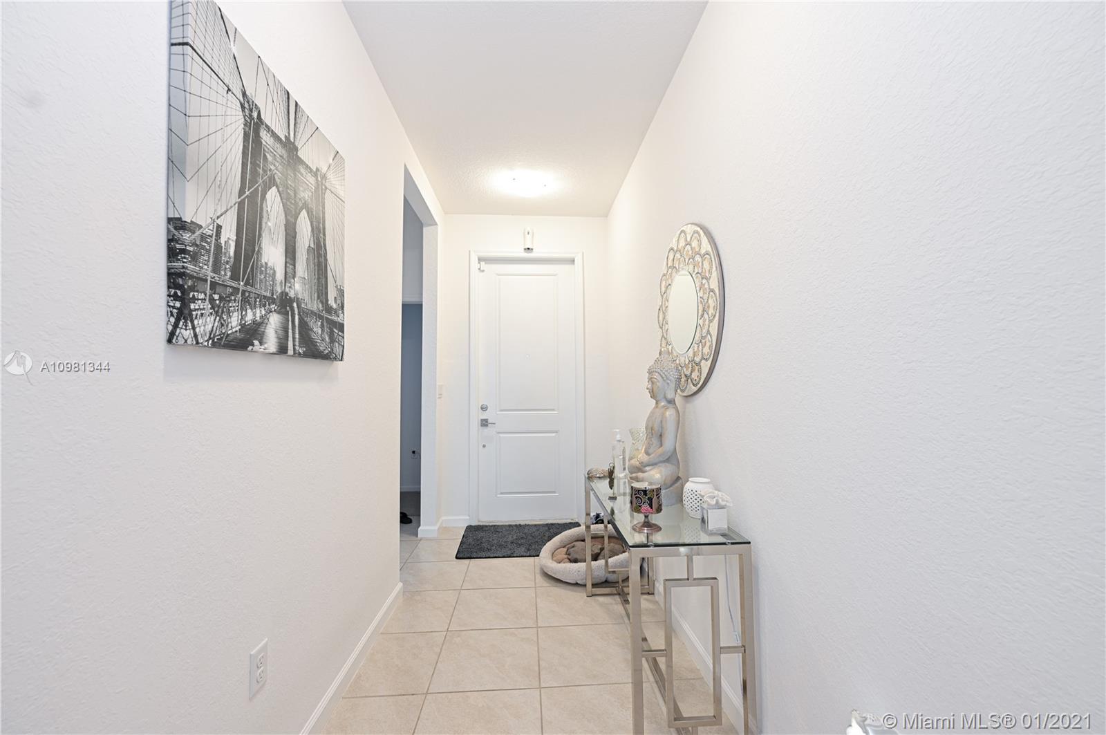 27924 Southwest 133rd Path Homestead, FL 33032 - Photo 4 of 28 Gallery Image 4