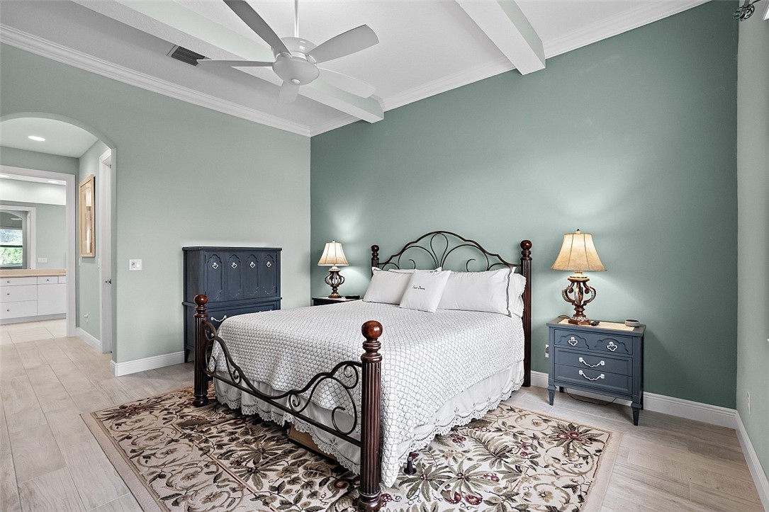 8280 Halbert Lane Vero Beach, FL 32968 - Photo 10 of 36