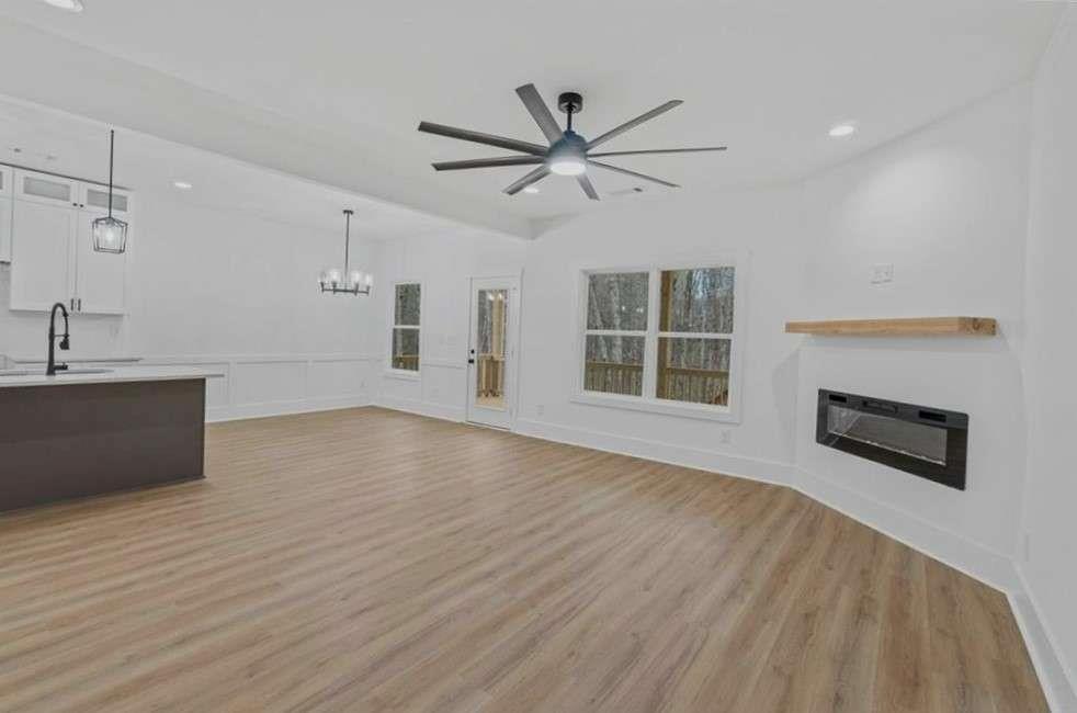 214 Lynn Road Bethlehem, GA 30620 - Photo 9 of 12