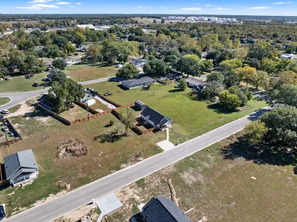 $208,000 | 1713 Pine Street, Hearne, TX 77859