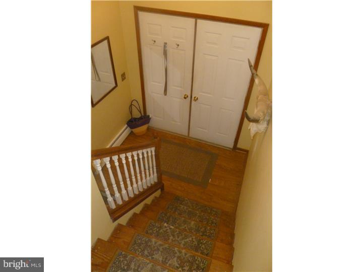 320 Ash Road Coatesville, PA 19320 - Photo 15 of 25 Foyer