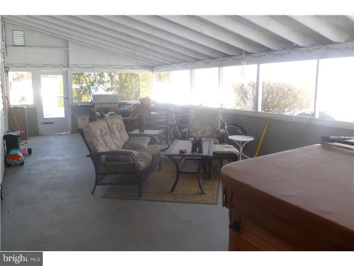 320 Ash Road Coatesville, PA 19320 - Photo 19 of 25 Hot Tub