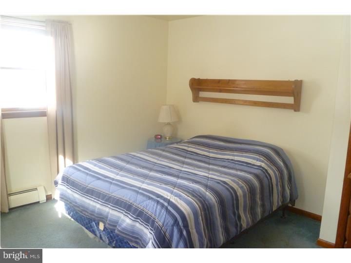 320 Ash Road Coatesville, PA 19320 - Photo 9 of 25 Bedroom 2