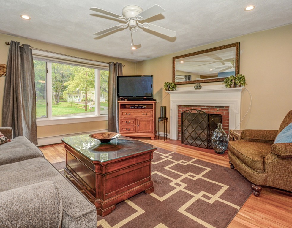 2 Clark Road Bedford, MA 01730 - Photo 4 of 27 Gallery Image 4
