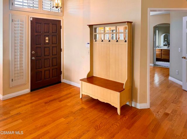 $3,950 | 240 Country Club Drive, Unit E, Simi Valley, CA 93065