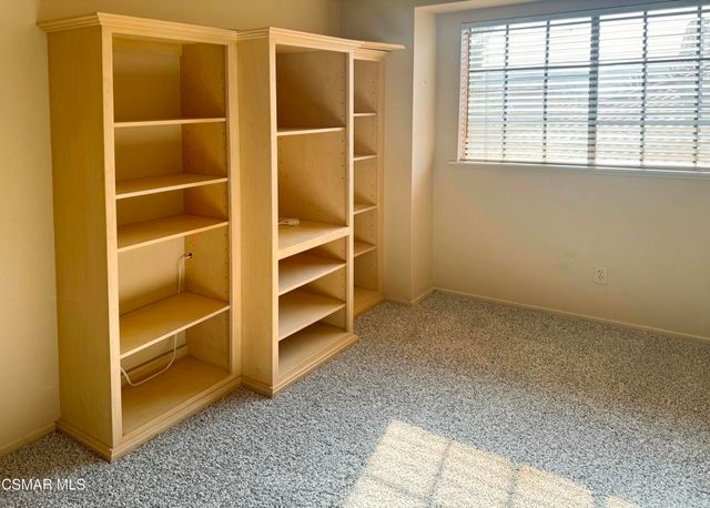 $3,950 | 240 Country Club Drive, Unit E, Simi Valley, CA 93065