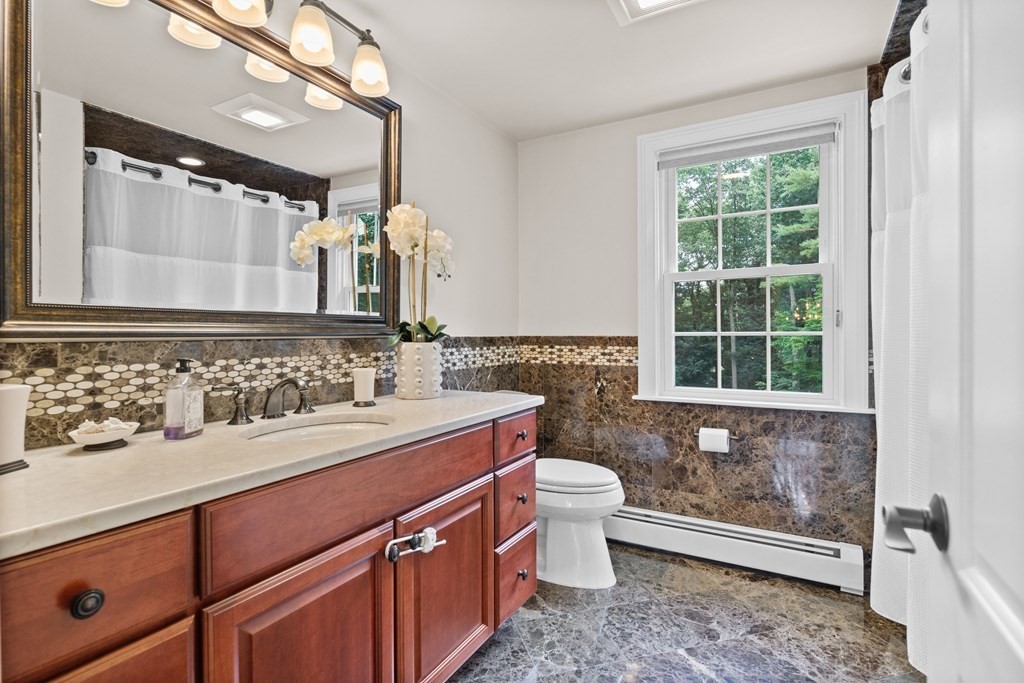 4 Stoneway Lynnfield, MA 01940 - Photo 20 of 27