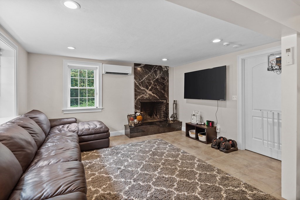 4 Stoneway Lynnfield, MA 01940 - Photo 21 of 27