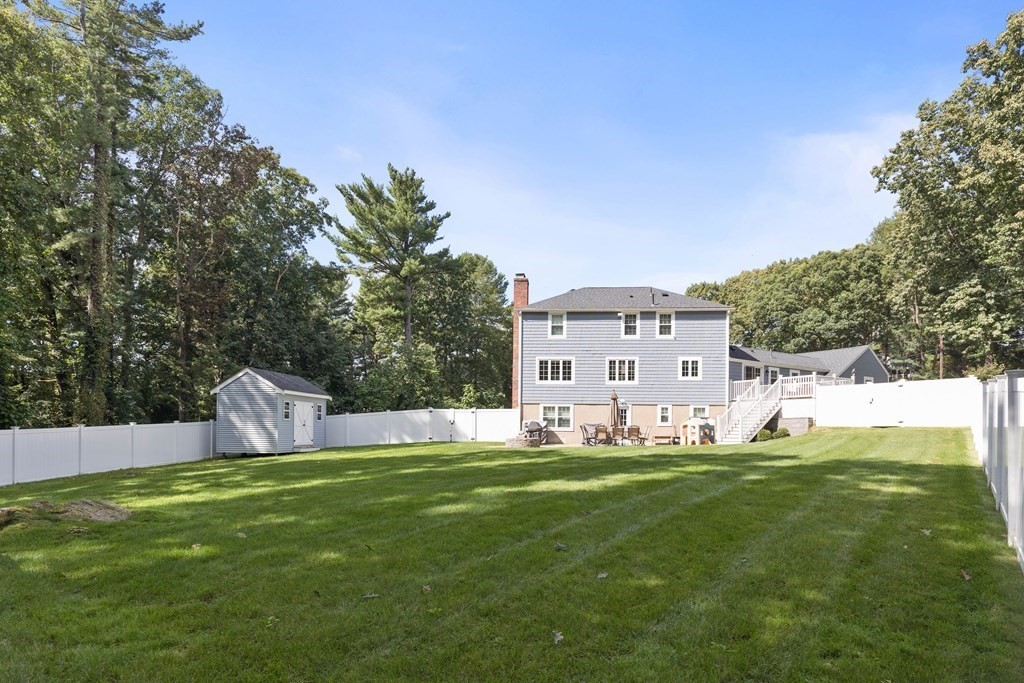 4 Stoneway Lynnfield, MA 01940 - Photo 4 of 27