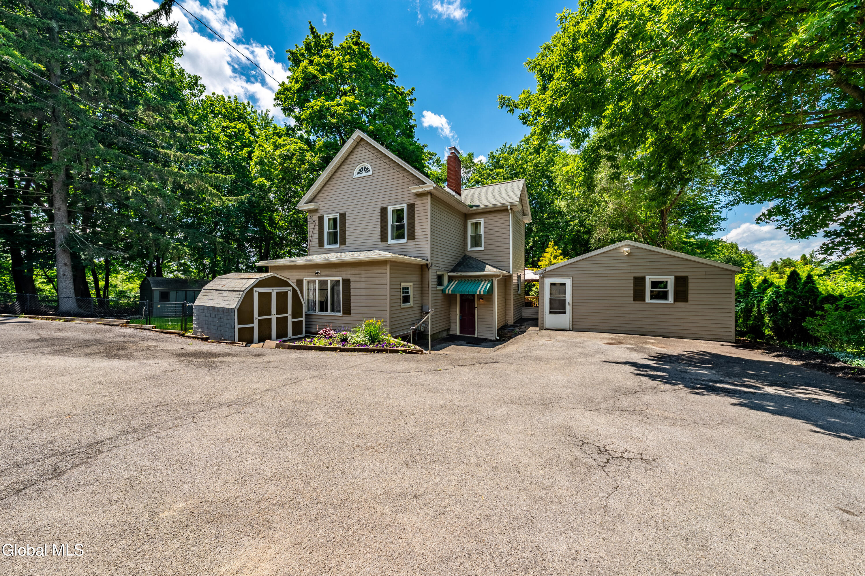 1117 Balltown Road Niskayuna, NY 12309 - Photo 2 of 39 DSC03237-HDR