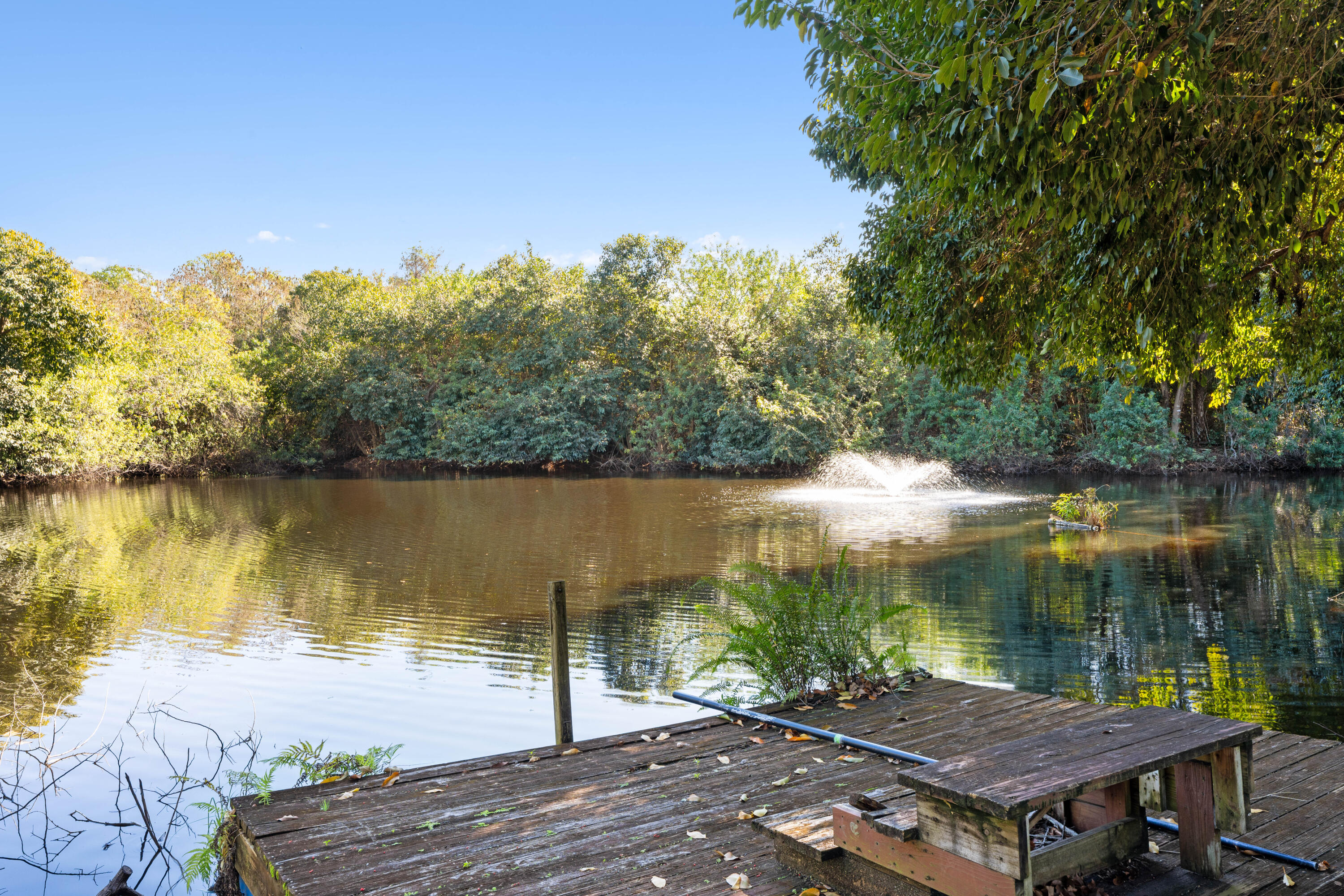 5820 Southeast Smith Avenue Stuart, FL 34997 - Photo 13 of 25 SMG05561