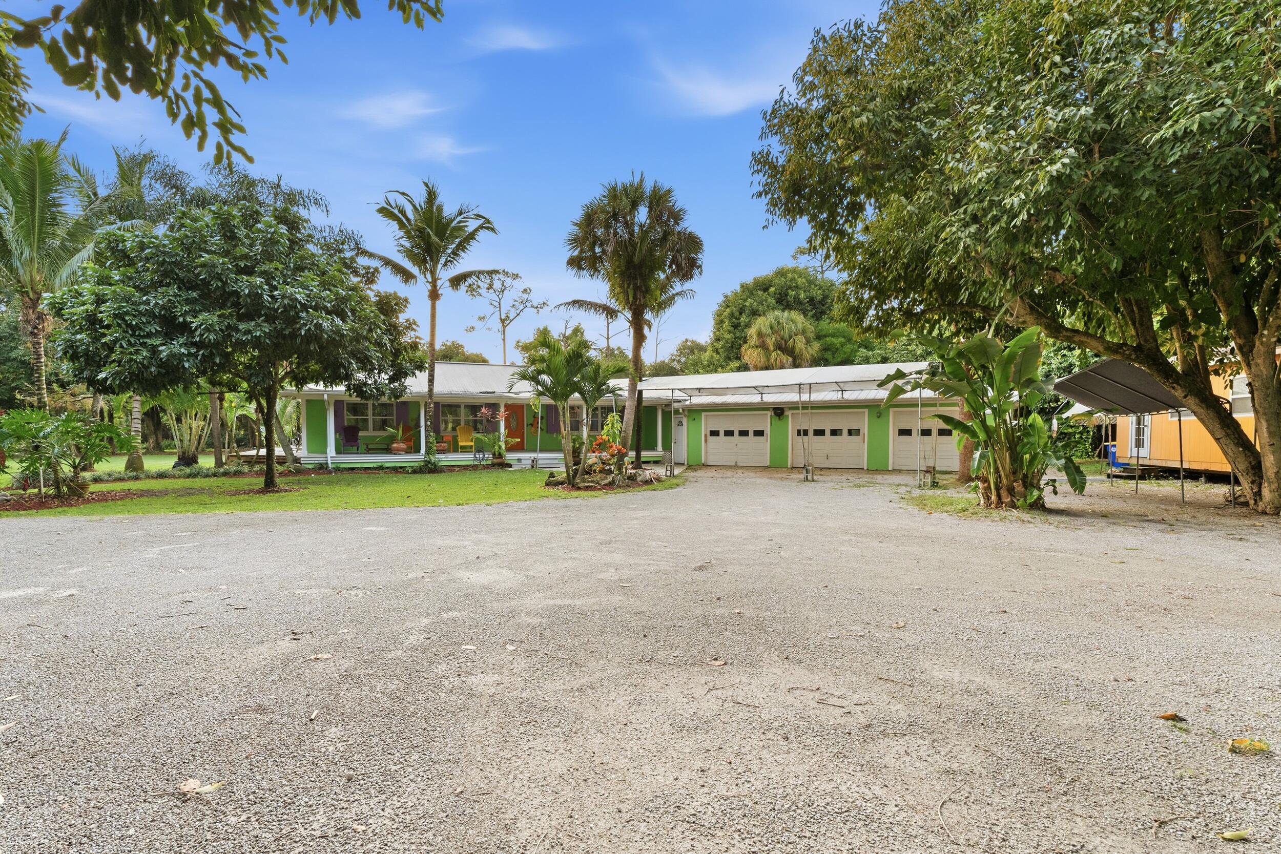 5820 Southeast Smith Avenue Stuart, FL 34997 - Photo 9 of 25 61_smg06706