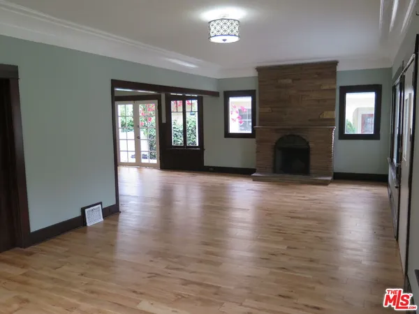 $10,250 | 1922 Taft Avenue, Los Angeles, CA 90068