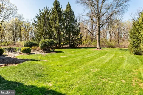 $1,290,000 | 30 Foxfield Court, Ambler, PA 19002