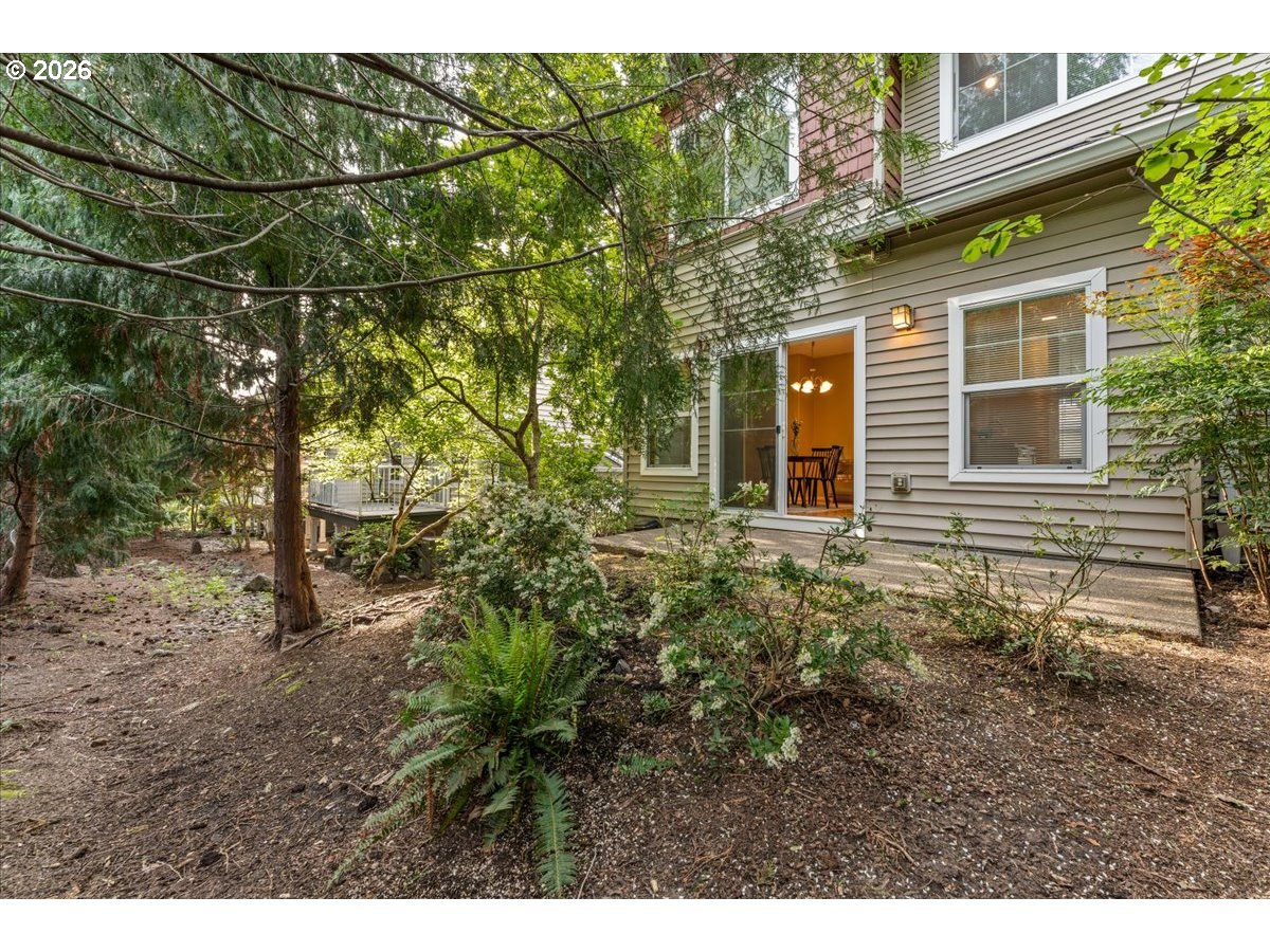 15210 Southwest Sparrow Loop, Unit 105 Beaverton, OR 97007 - Photo 25 of 47