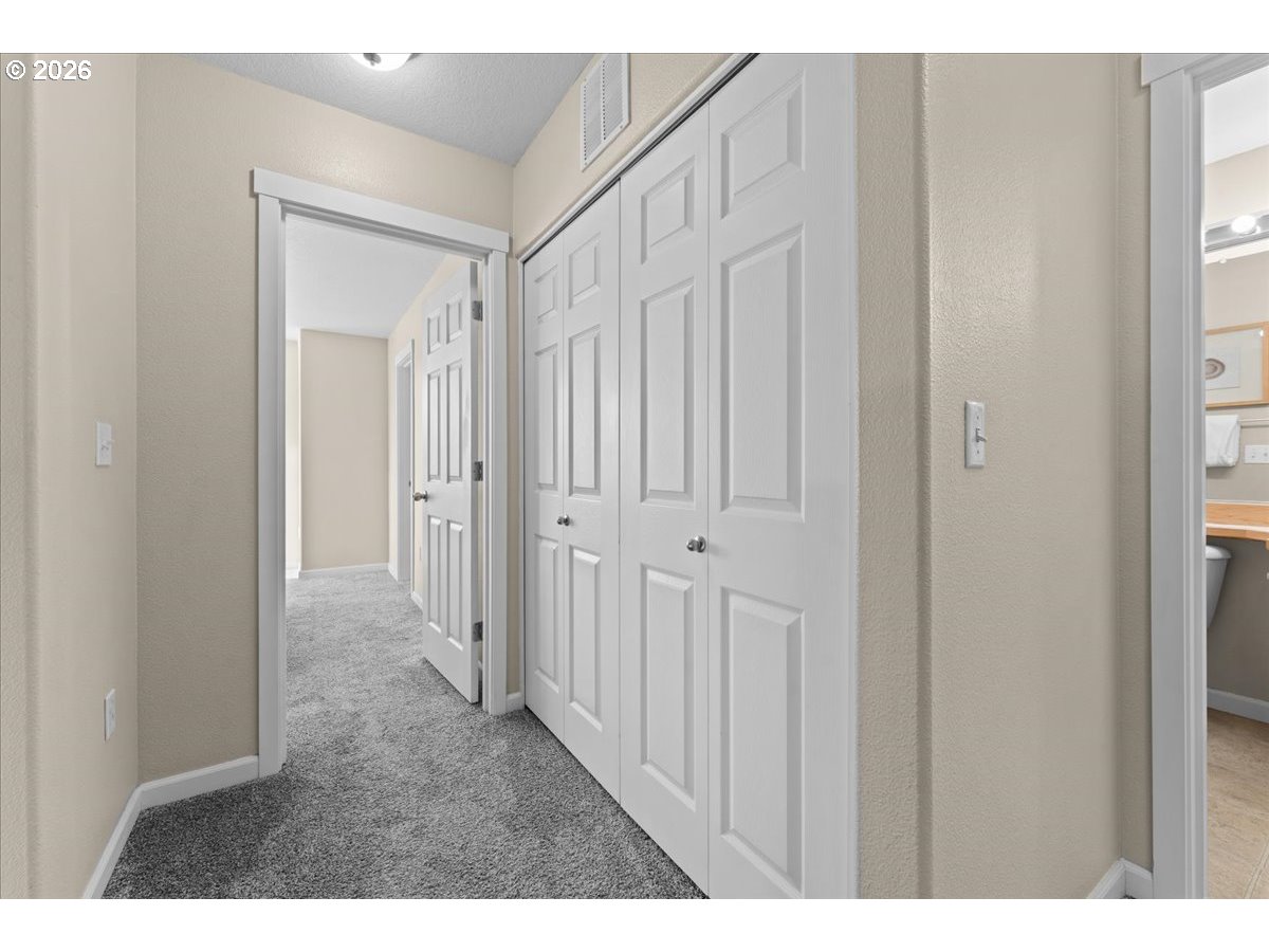 15210 Southwest Sparrow Loop, Unit 105 Beaverton, OR 97007 - Photo 27 of 47