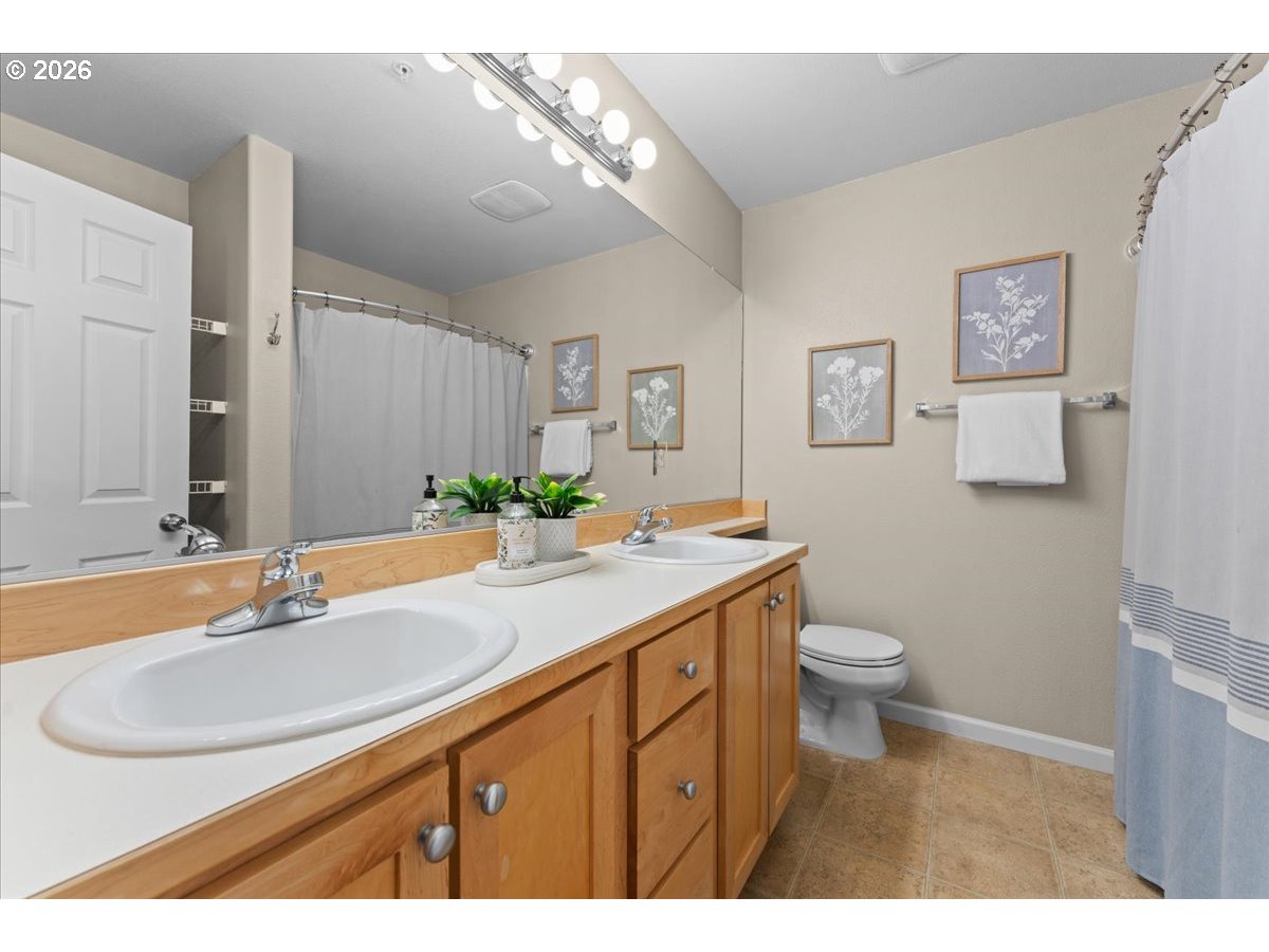 15210 Southwest Sparrow Loop, Unit 105 Beaverton, OR 97007 - Photo 31 of 47