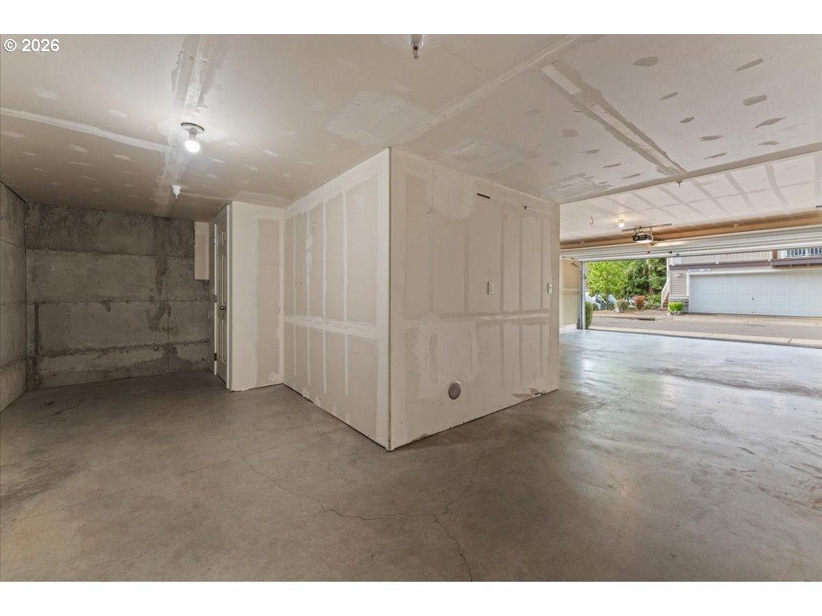 15210 Southwest Sparrow Loop, Unit 105 Beaverton, OR 97007 - Photo 42 of 47
